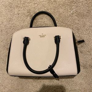 New tag never used kate spade cute two toned bag!